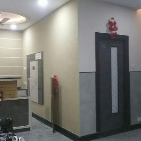 Rāipur Hotel Raj Heritage מראה חיצוני תמונה