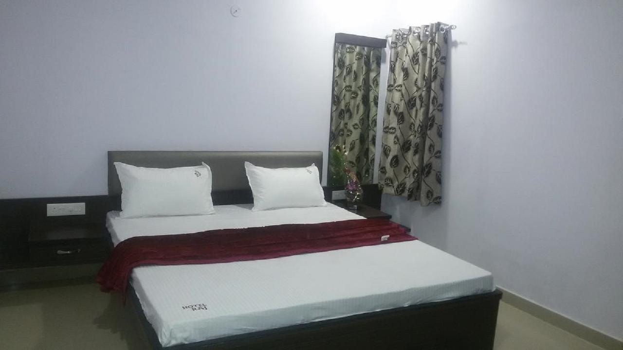 Rāipur Hotel Raj Heritage מראה חיצוני תמונה